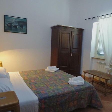 Clock'S House Hotel Фиумичино Екстериор снимка